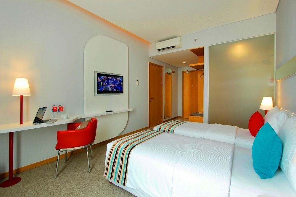 Fox Lite Hotel Metro Indah - Bandung Exterior foto
