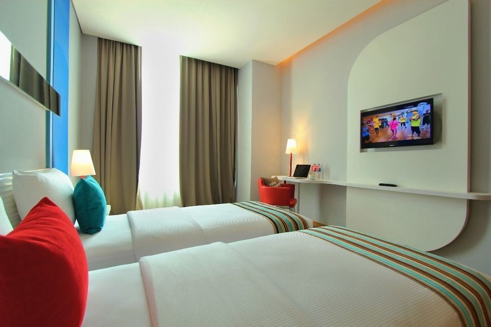 Fox Lite Hotel Metro Indah - Bandung Exterior foto